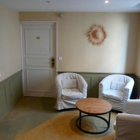 Le Querrien Hotell Cancale Eksteriør bilde