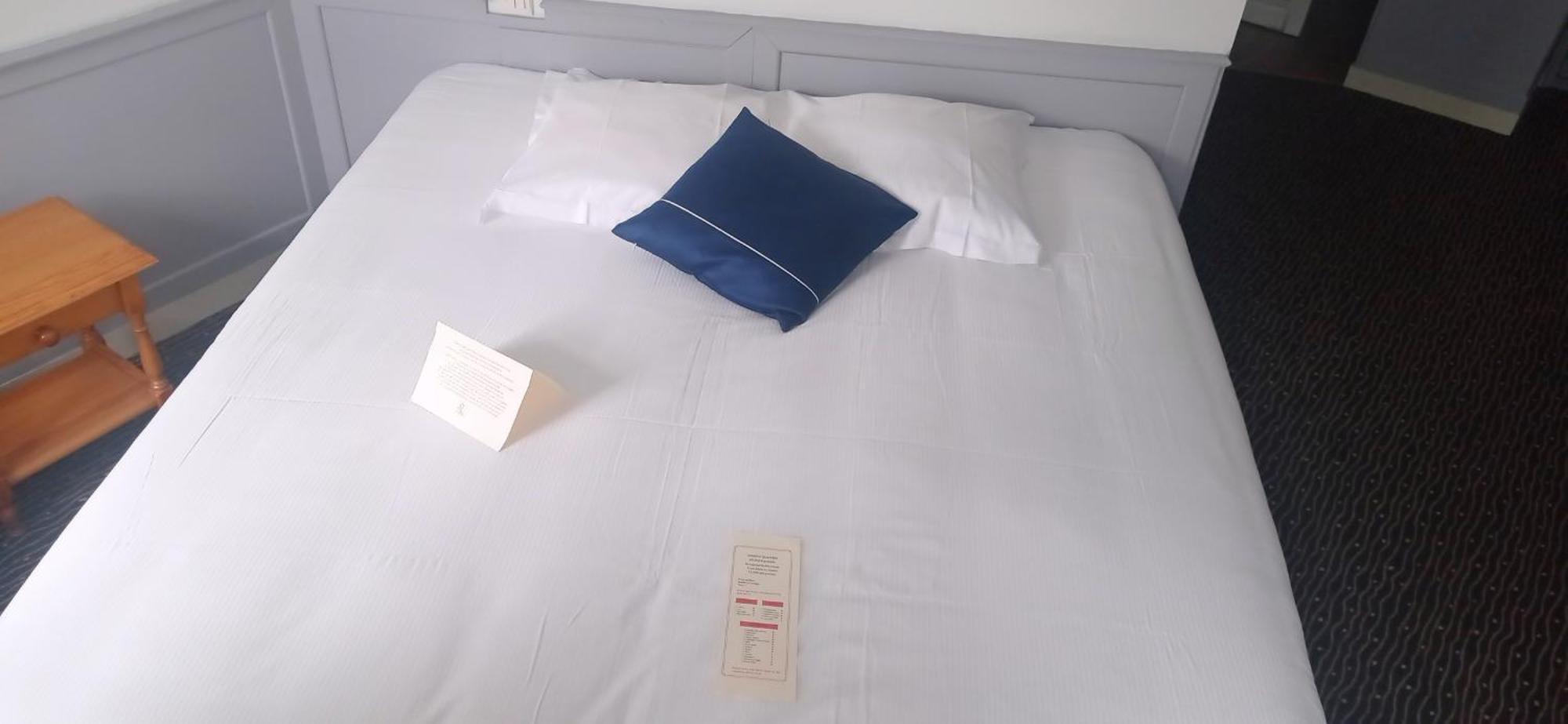 Le Querrien Hotell Cancale Eksteriør bilde