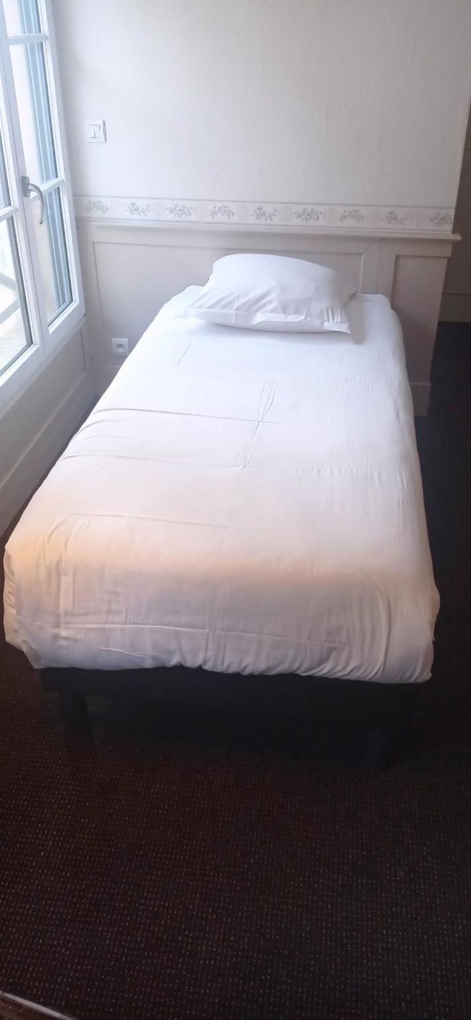 Le Querrien Hotell Cancale Eksteriør bilde