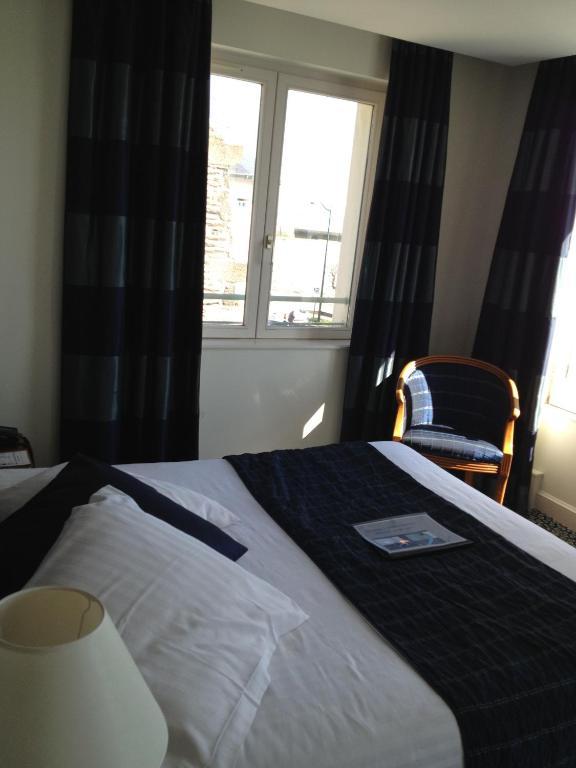 Le Querrien Hotell Cancale Eksteriør bilde