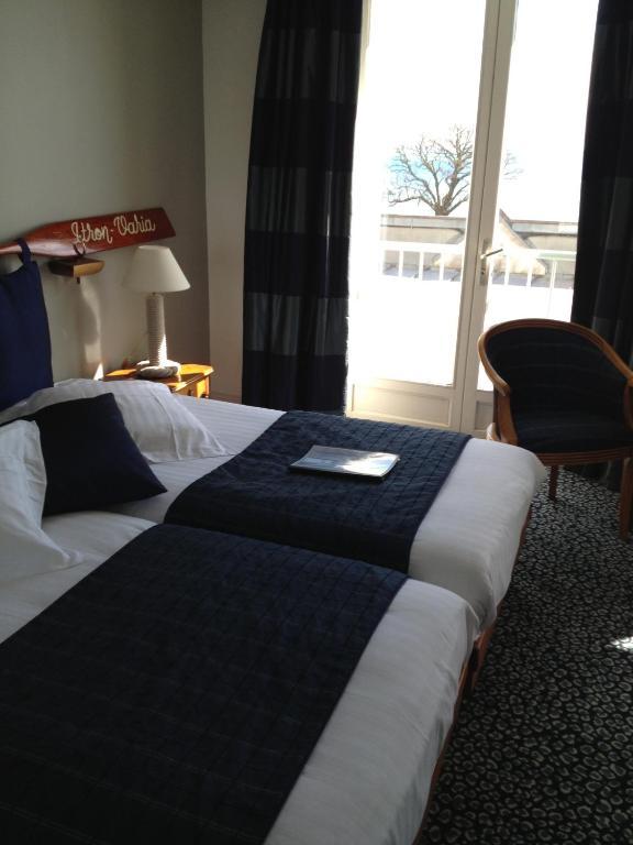 Le Querrien Hotell Cancale Rom bilde